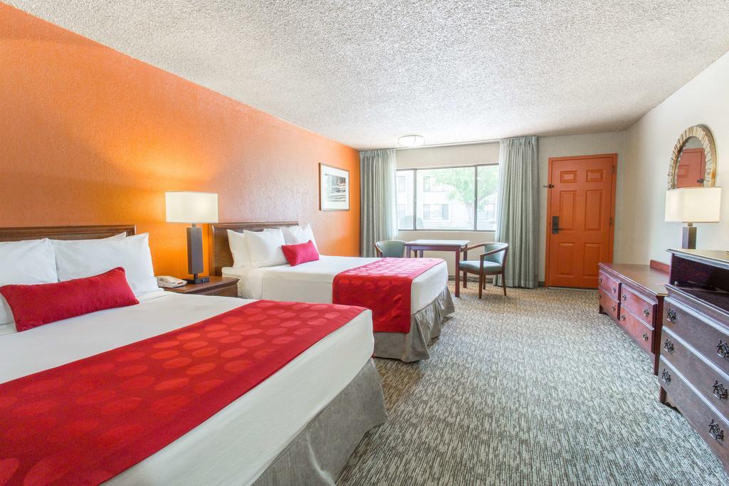 Dobson Ranch Inn Mesa Exteriör bild